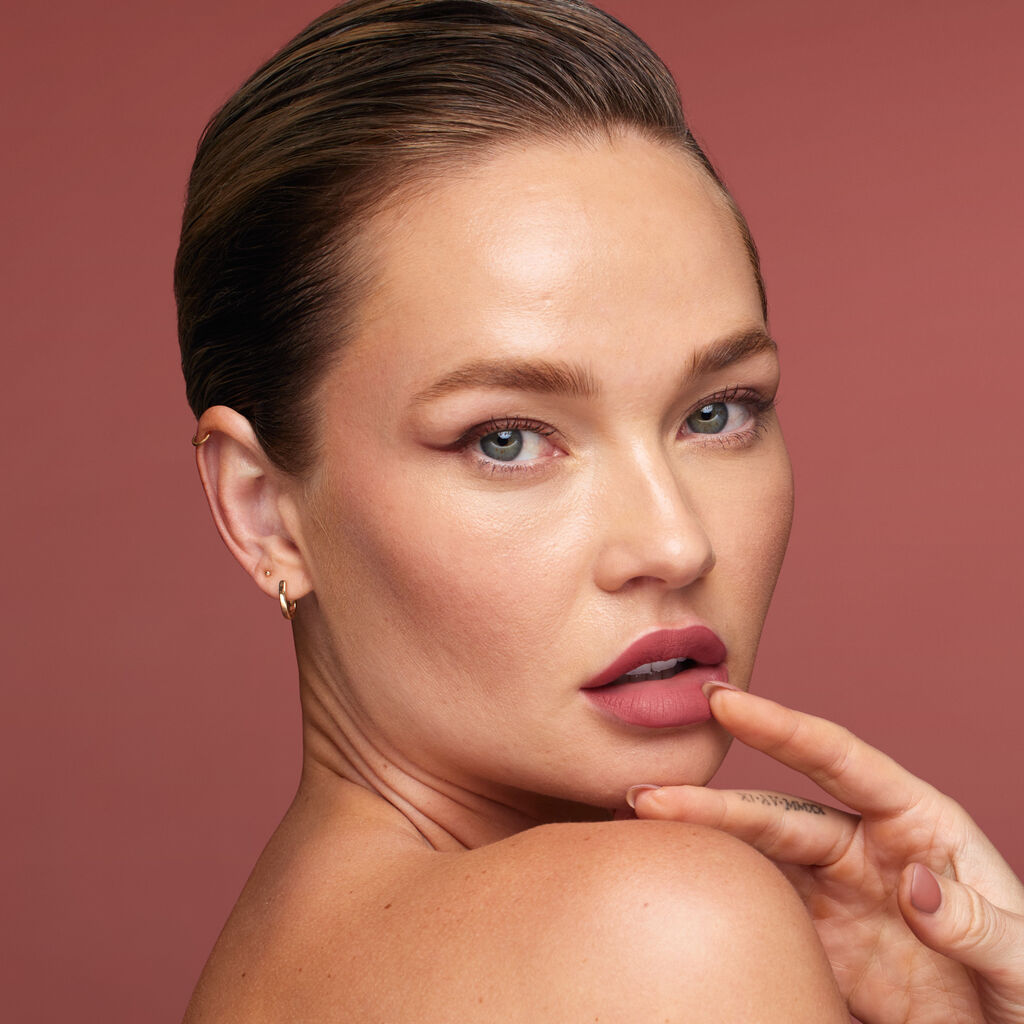 HUDA BEAUTY LIQUID MATTE - BOMBSHELL-