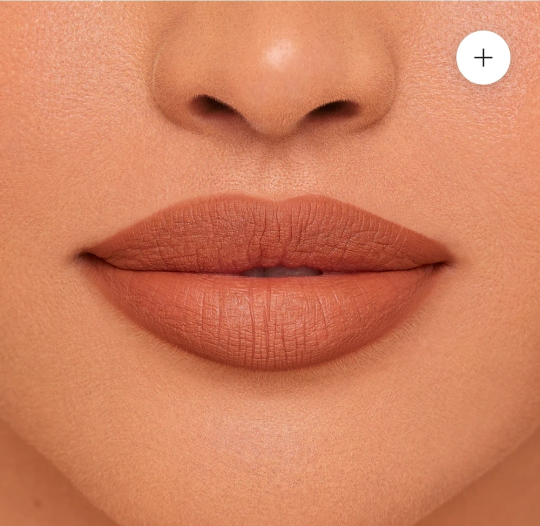 PATRIC TA LIP CRAYON-OH SHE'S SINGLE