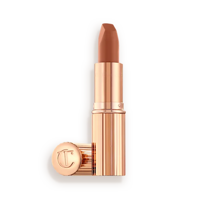 CHARLOTTE TILBURY THE SUPER NUDES
MATTE REVOLUTION - CATWALKING