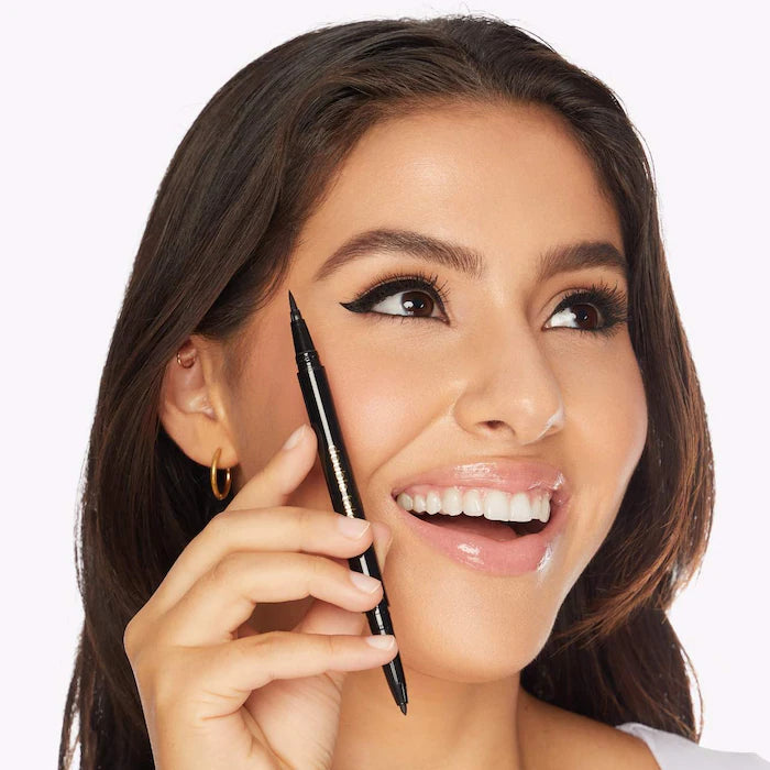 tarte 
double take waterproof liquid & gel pencil eyeliner Color: Black
Size Pencil 0.004 oz x Liquid 0.017 oz/ Pencil 0.11 g x Liquid 0.50 mL
