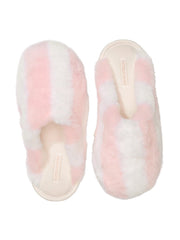 Victoria's Secret
Closed-Toe Faux Fur Slippers