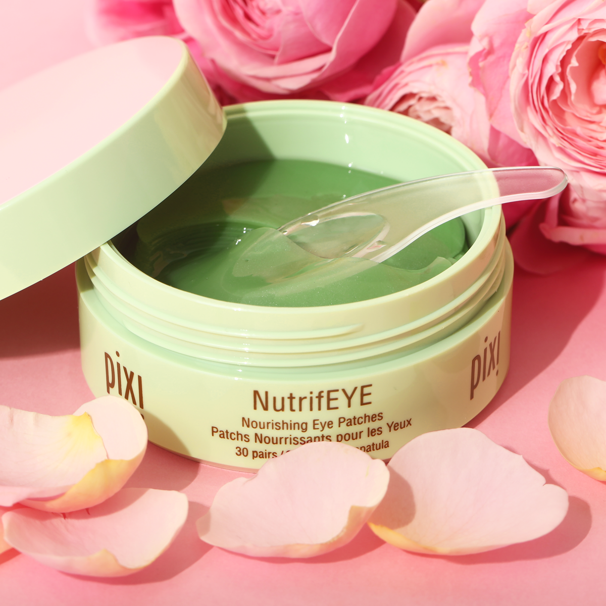PIXI NutrifEYE 60 patches
Soothe and refresh tired eyes with NutrifEYE hydrogel patches, Infused with Rose, Aloe Vera and Chamomile, these serum-soaked patches hydrate, calm and depuff in just minutes.