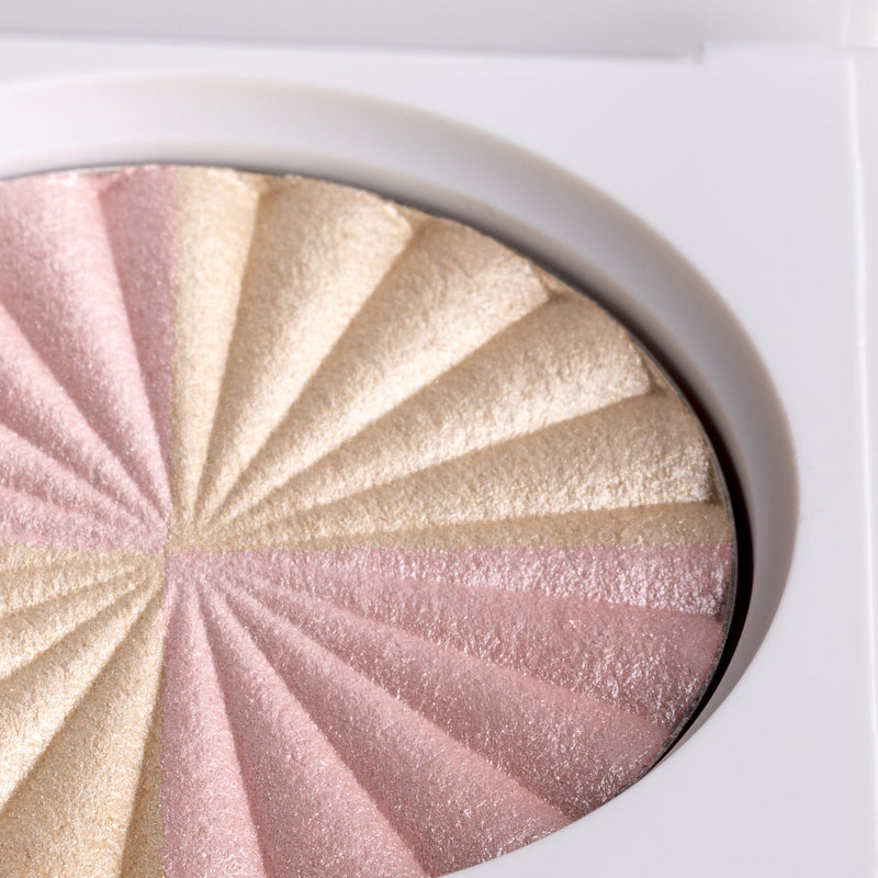 OFRA x Samantha March
Highlighter - Start Inspired