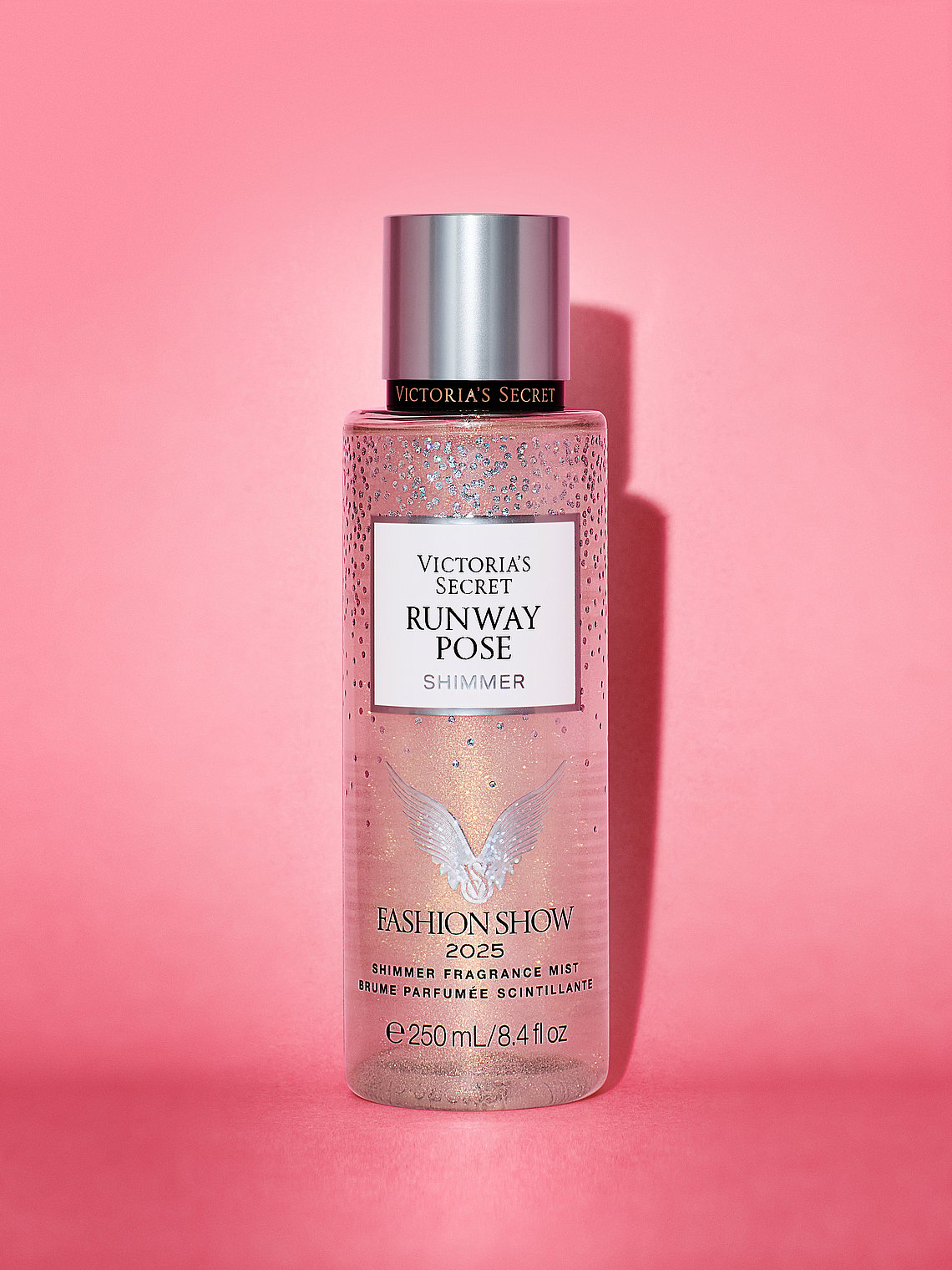 VICTORIA SECRET Body Fragrance
Radiant Wings Shimmer Fragrance Mist - Runway Pose Shimmer-250ml