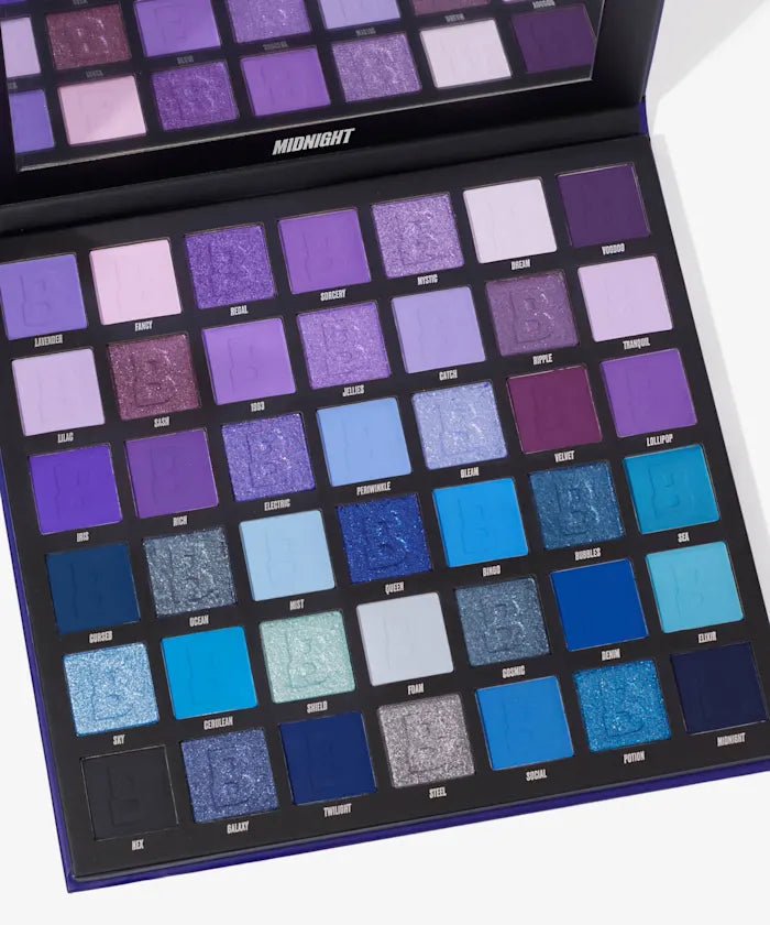 By BEAUTY BAY
Midnight 42 Colour Palette