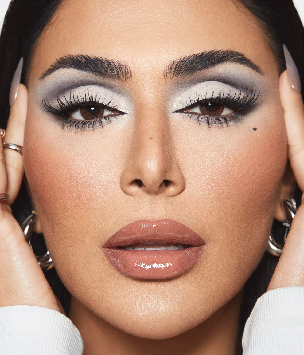 HUDA BEAUTY CREAMY OBSESSIONS EYESHADOW PALETTE