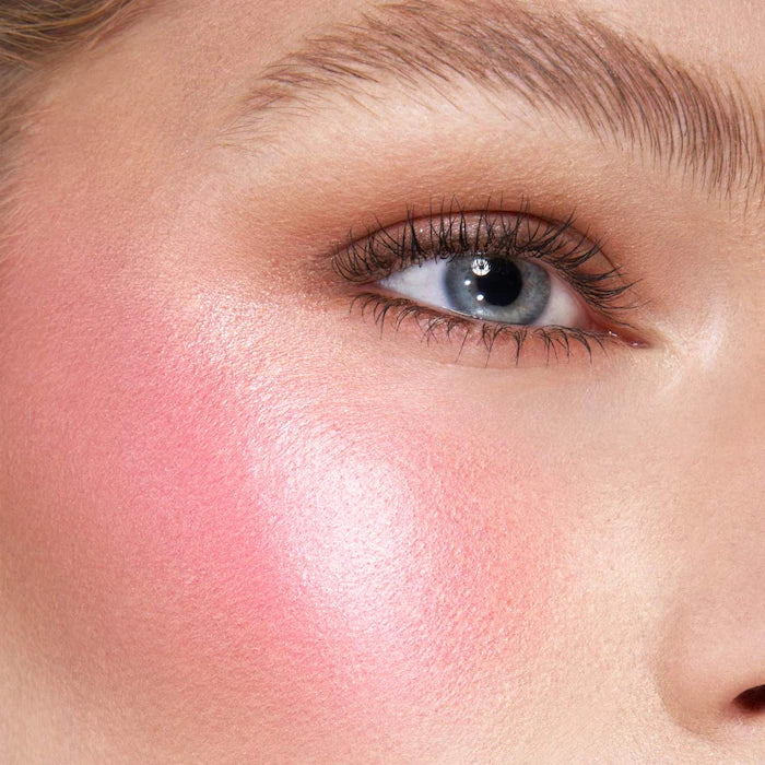 Charlotte Tilbury 
Mini Hollywood Blush & Glow Palette-Pink