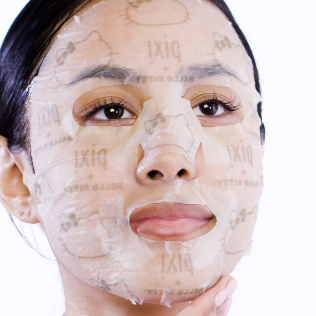 Pixi + Hello Kitty A For Apples VITAMIN A,C,&APPLE EXTRACT -FACE MASK