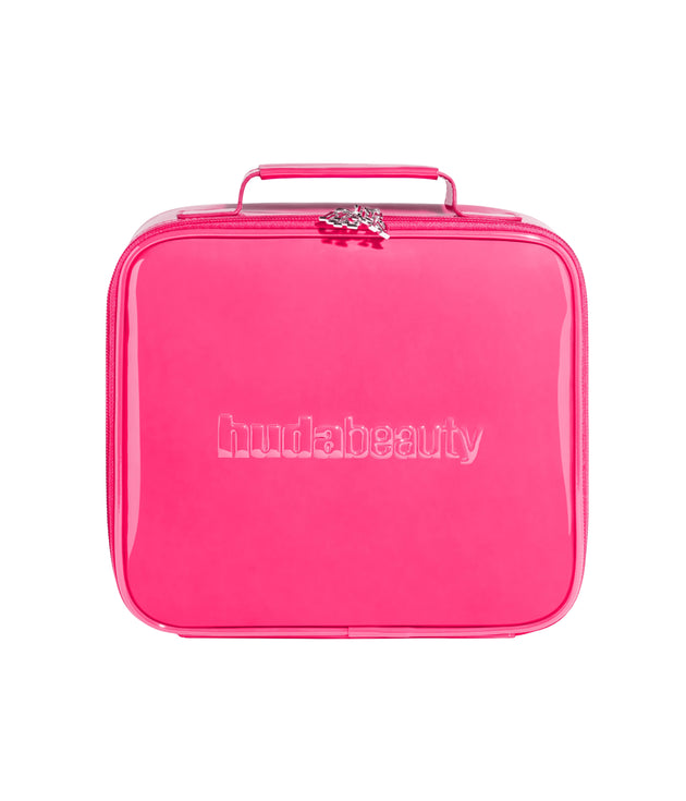 HUDA BEAUTY MEDIUM VANITY BAG
The ultimate Power Pink vanity that fits all your huda beauty mini favs