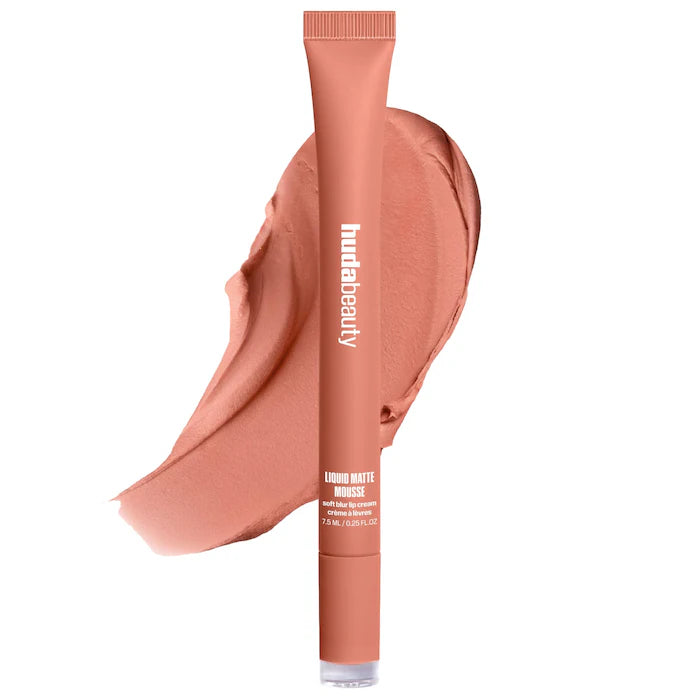 HUDA BEAUTY 
Liquid Matte Mousse Soft Blur Lip Cream Color: Honey Nude - For a peachy nude look use