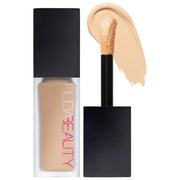 HUDA BEAUTY FAUX FILTER LUMINOUS MATTE LIQUID CONCEALER-COCONUT FLAKES 2.7N