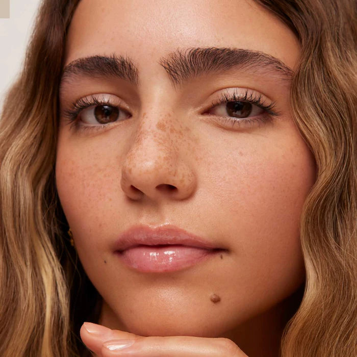 Summer Fridays  Lip Butter Balm for Hydration & Shine-Color: Vanilla - sheer clear