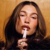 RHODE LIP PEPTIDE - CINNAMON ROLL - - Image 2