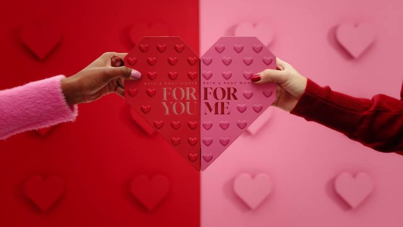 BATH AND BODY WORKS FOR YOU AND FOR ME HEART BOX