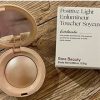 RARE BEAUTY POSITIVE LIGHT ENLUMINEUR EXHILARANTE