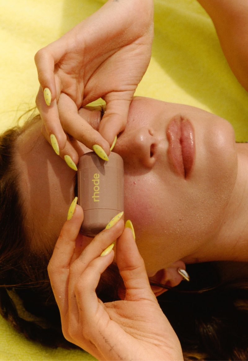 RHODE pocket blush The natural flush-Color:  sun soak -  spiced orange - Image 3