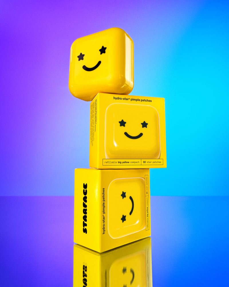 hydro-stars® + big yellow absorbs. shrinks. protects.  a cute yellow compact filled with 32 bestselling hydrocolloid pimple protectors - Image 2