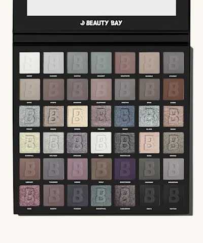 By BEAUTY BAY Smoky 42 Colour Palette
